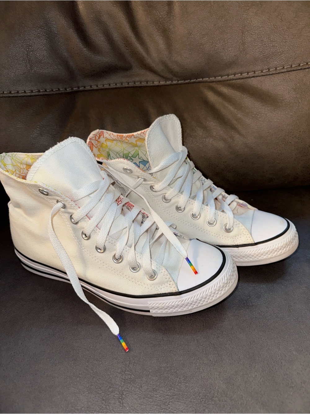 Converse Chuck Taylor All Star Pride High Top White Rainbow Sneakers Women’s 8.5